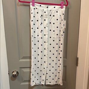 Forever 21 Black and White Midi Pencil Skirt